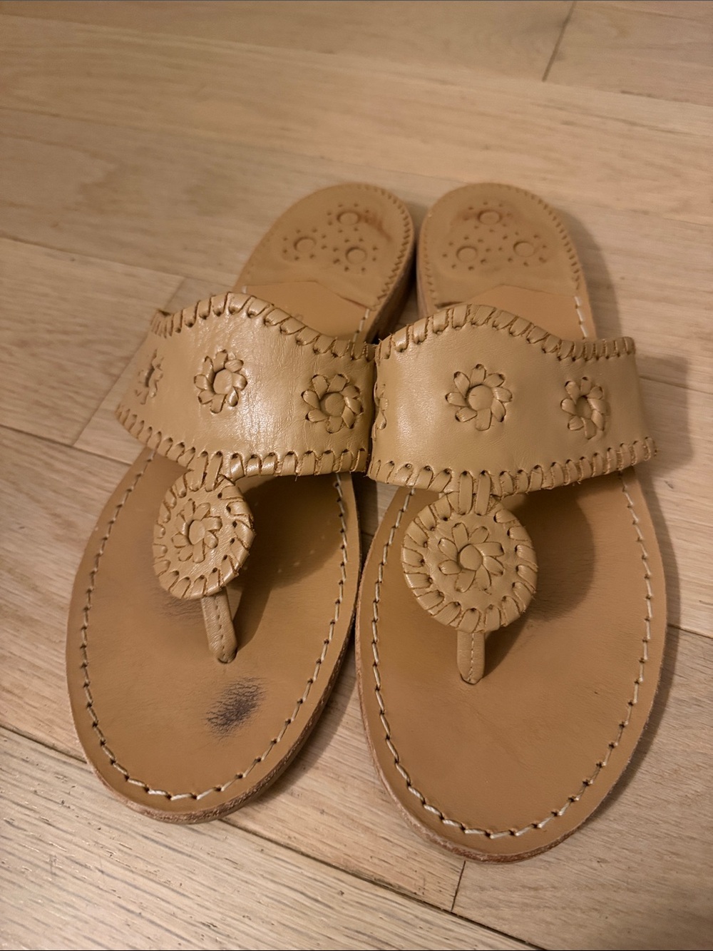 Jack Rogers Tan Tory Whipstitched Leather Thong Sandal size 9 - Picture 2 of 4